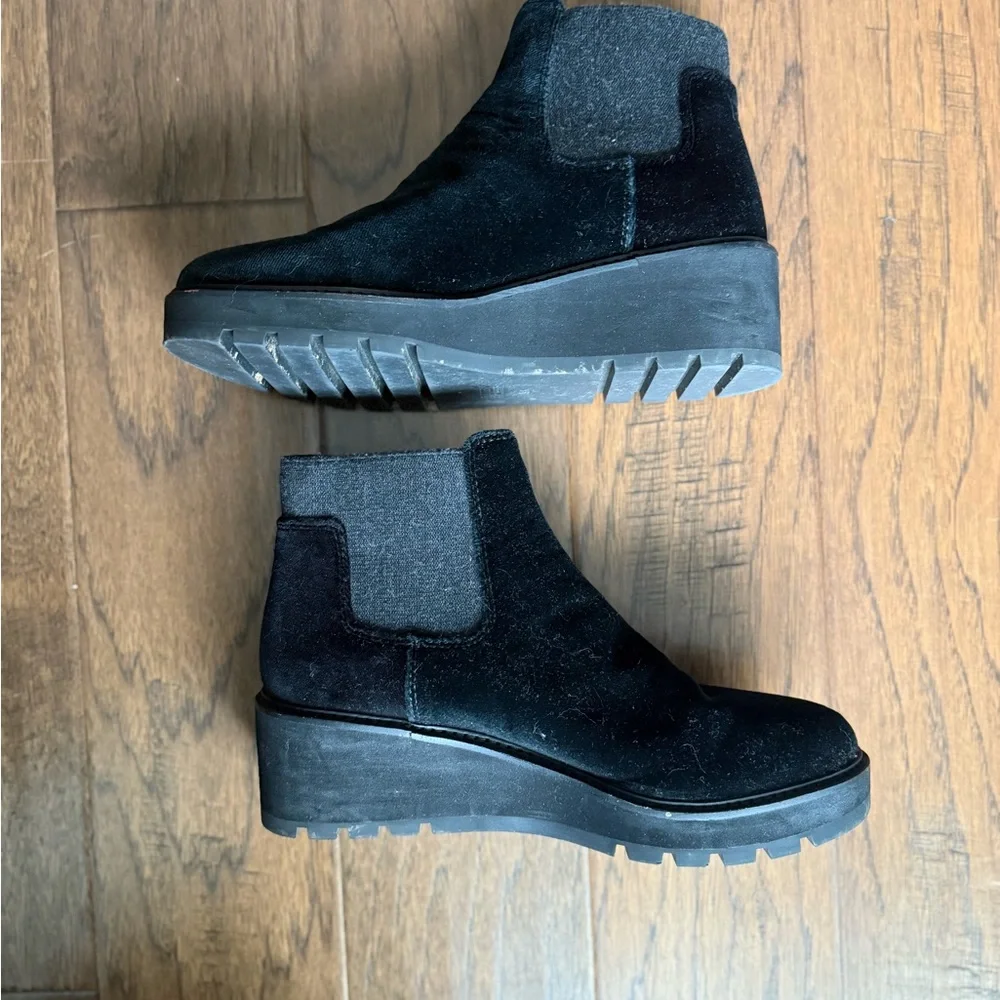 Chelsea Wedge Washed Leather Bootie